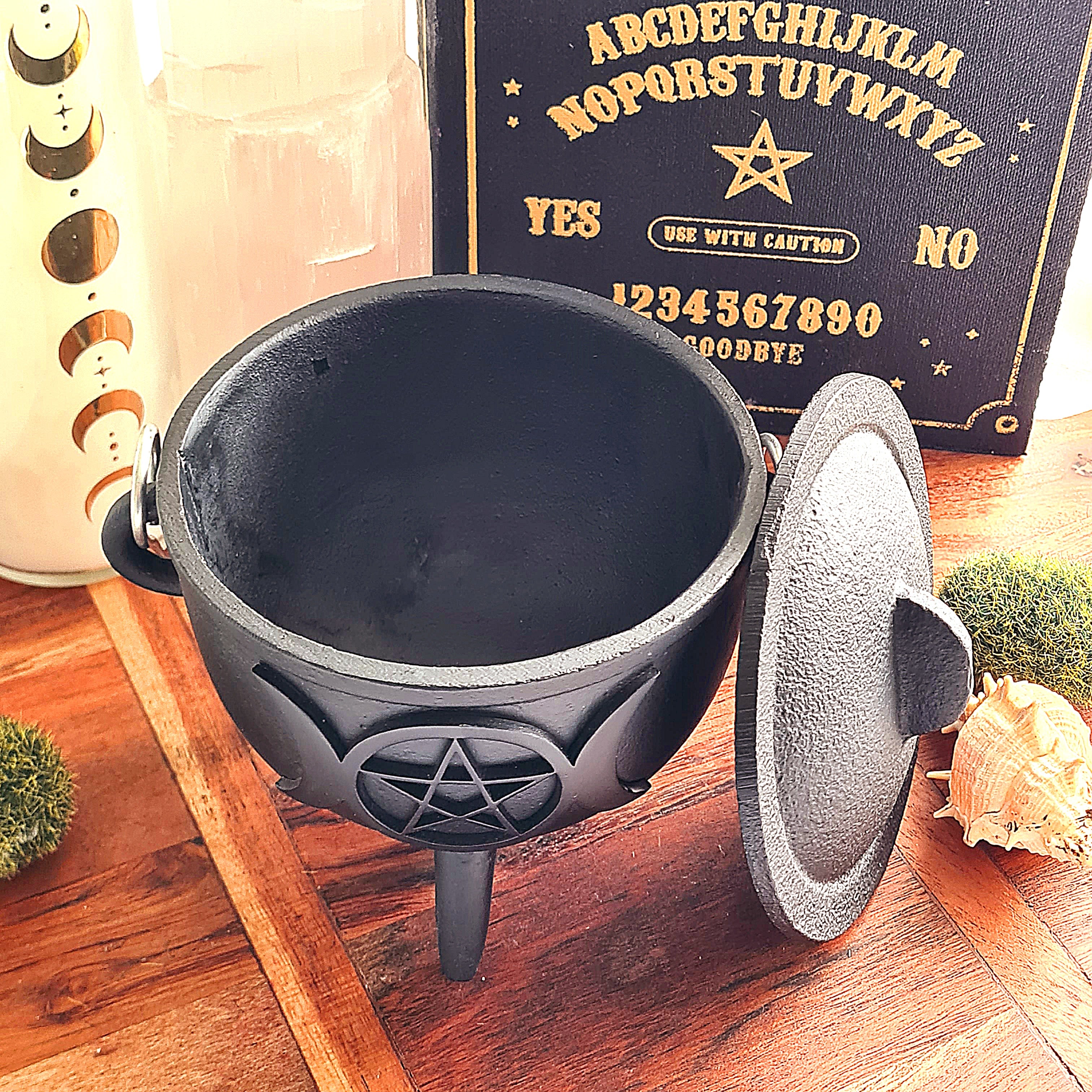 Cast Iron Ritual Cauldron | Triple Moon