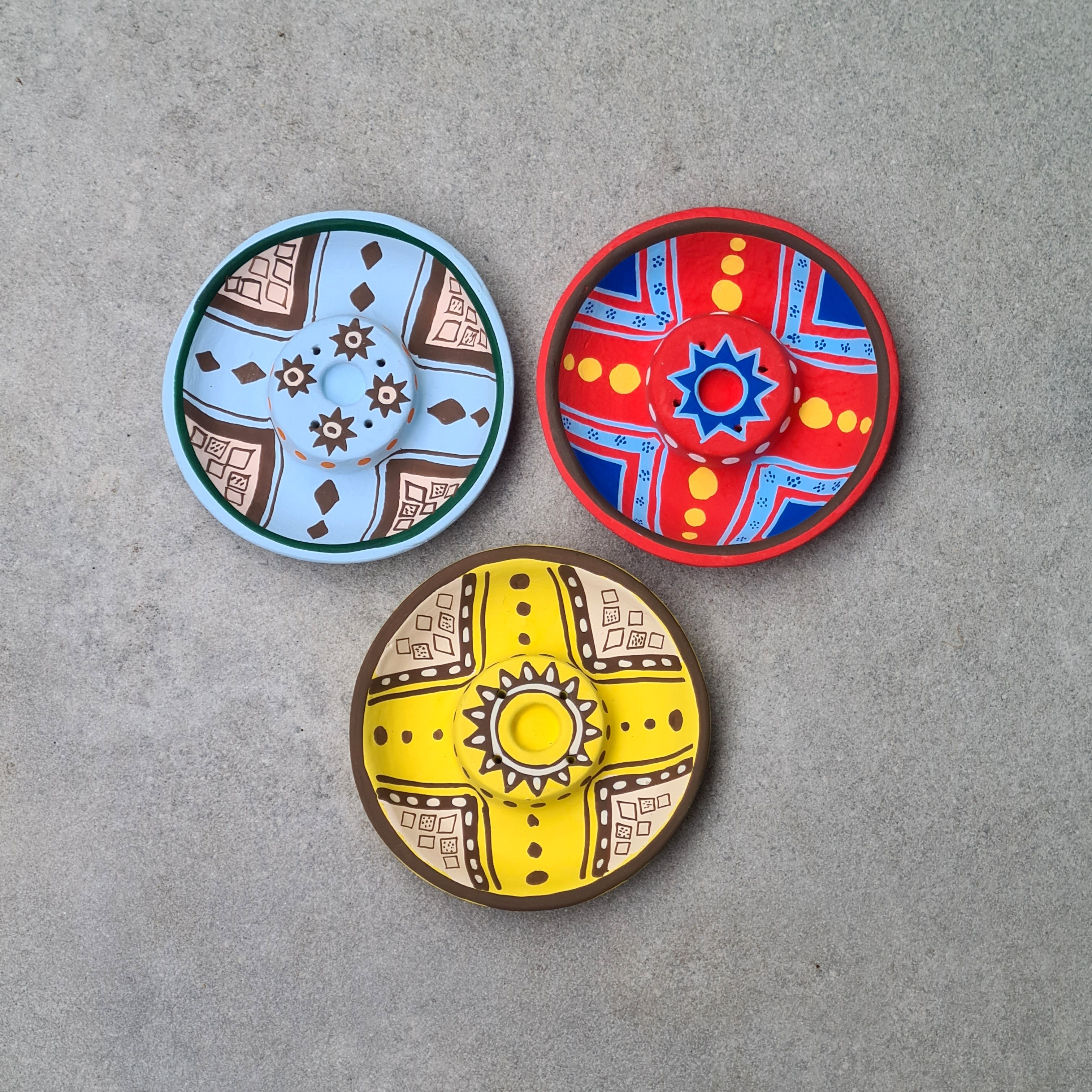 Mindful Moments Incense Set | 120 incense sticks, 60 backflow incense cones & Burner