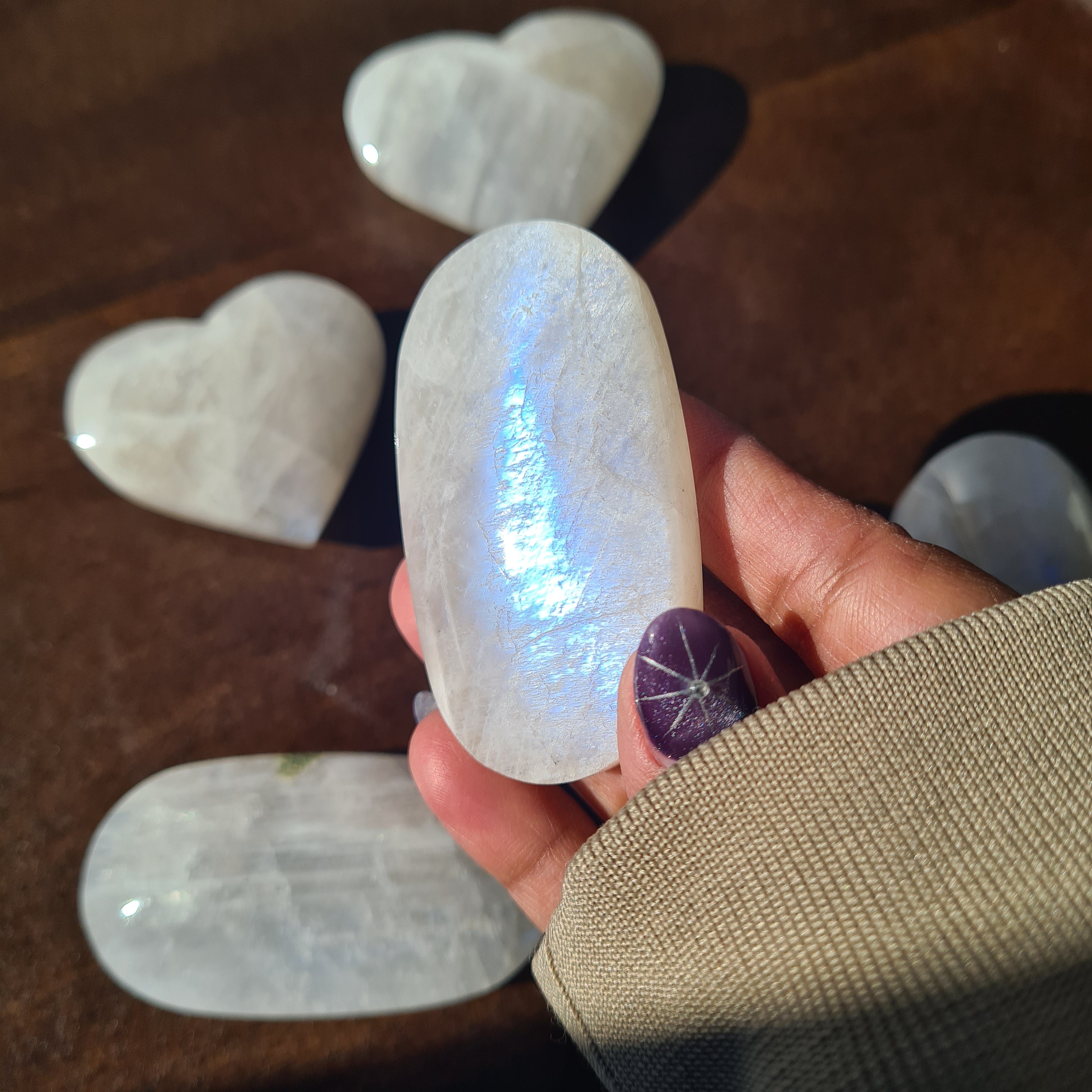 Moonstone 🌙 Palm | B