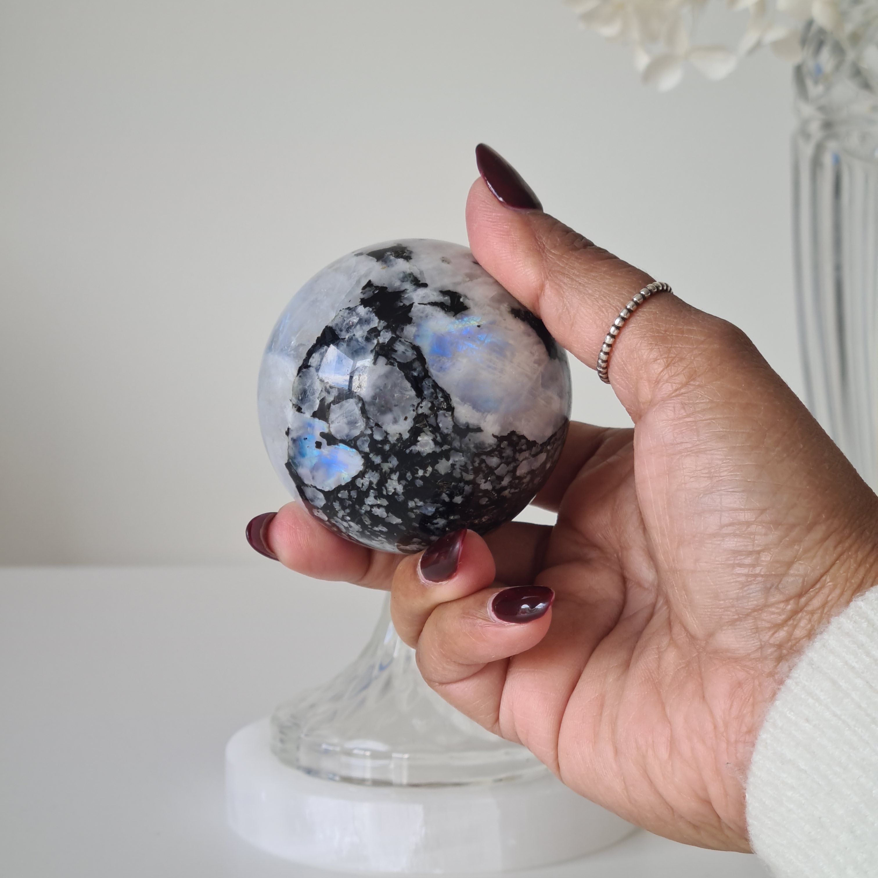 Moonstone 🌙 Sphere with stand | A | 270 g