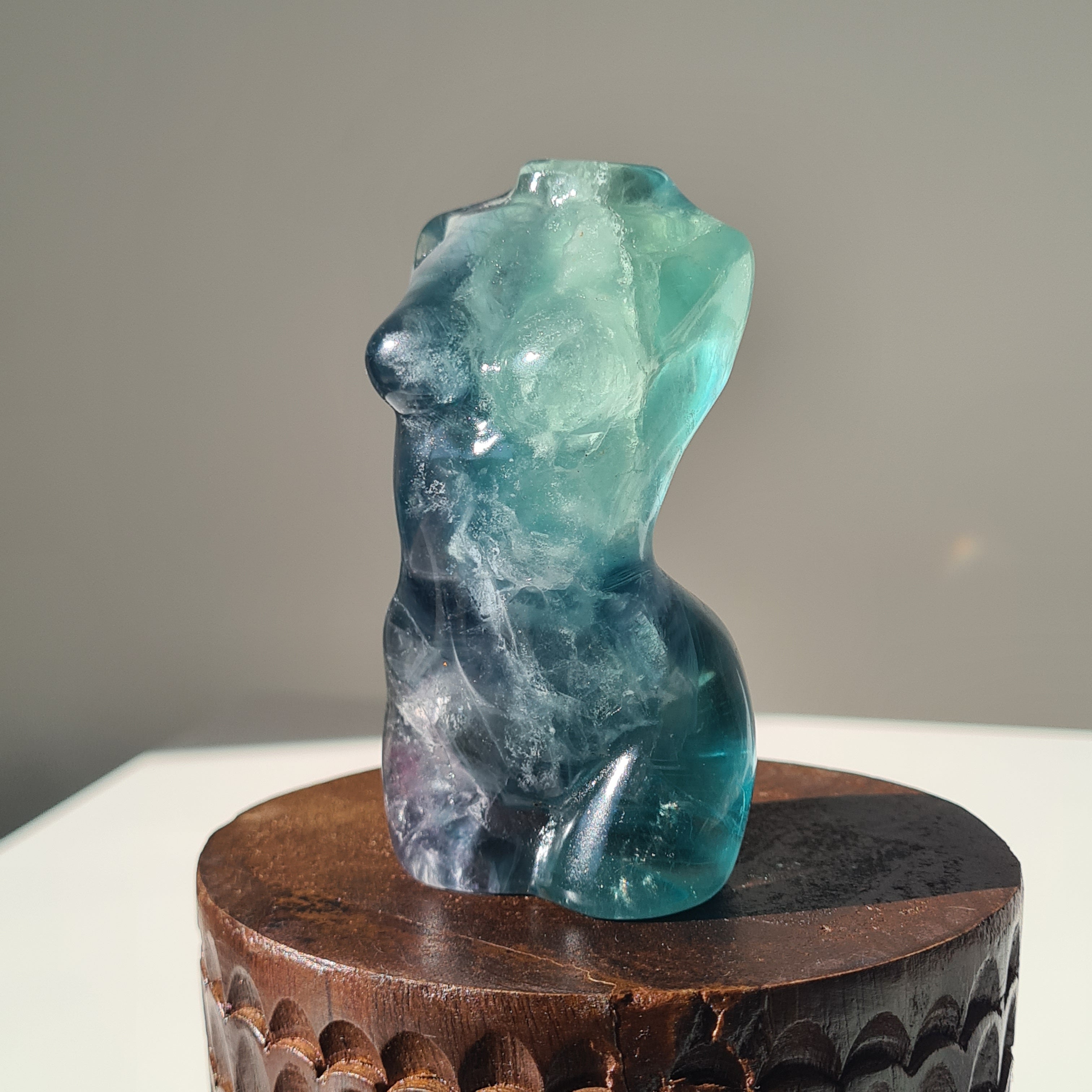 Fluorite Crystal Goddess | F | 300 g | looks Green in laked eyes