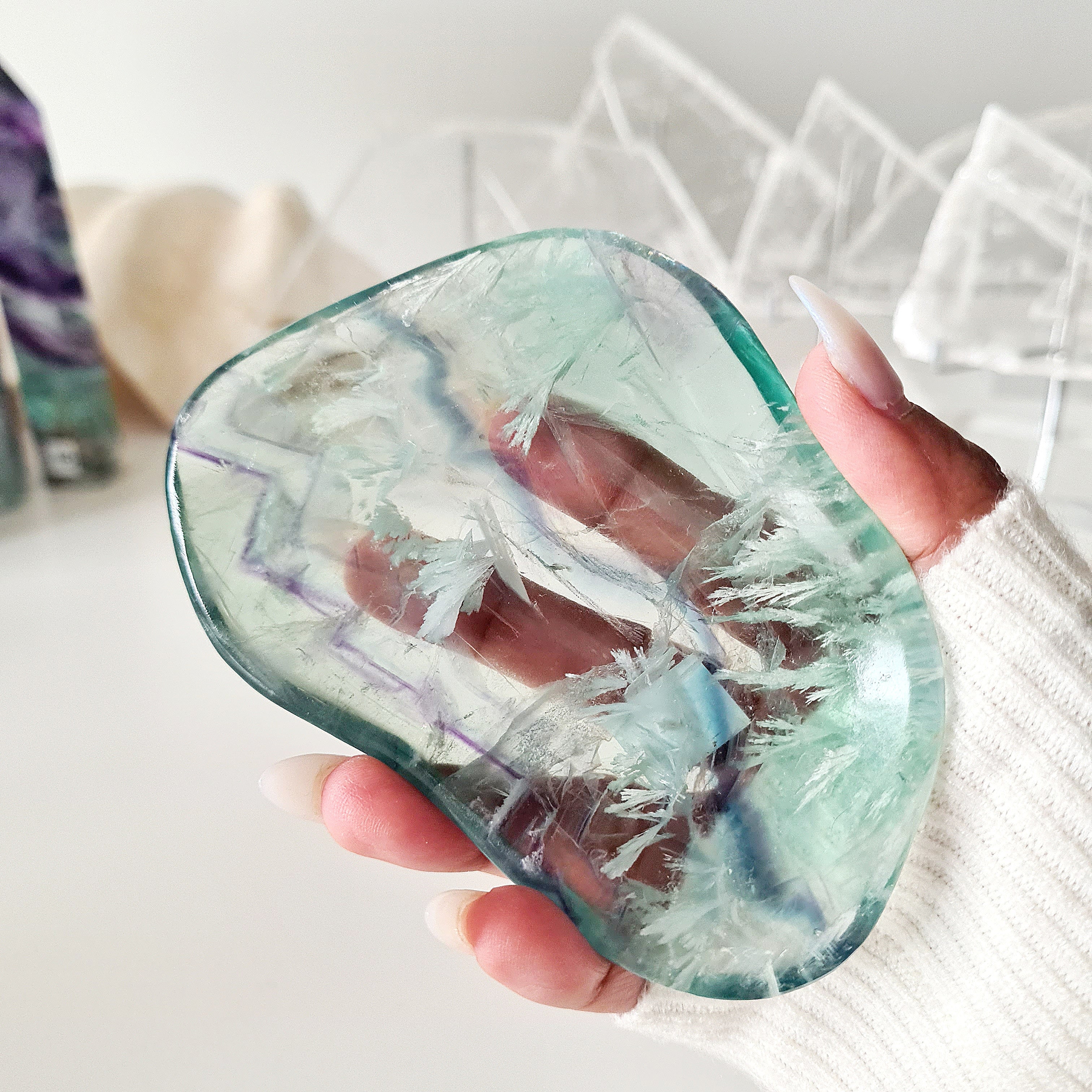 Feather Fluorite Crystal Bowl | fb1 | 165 g