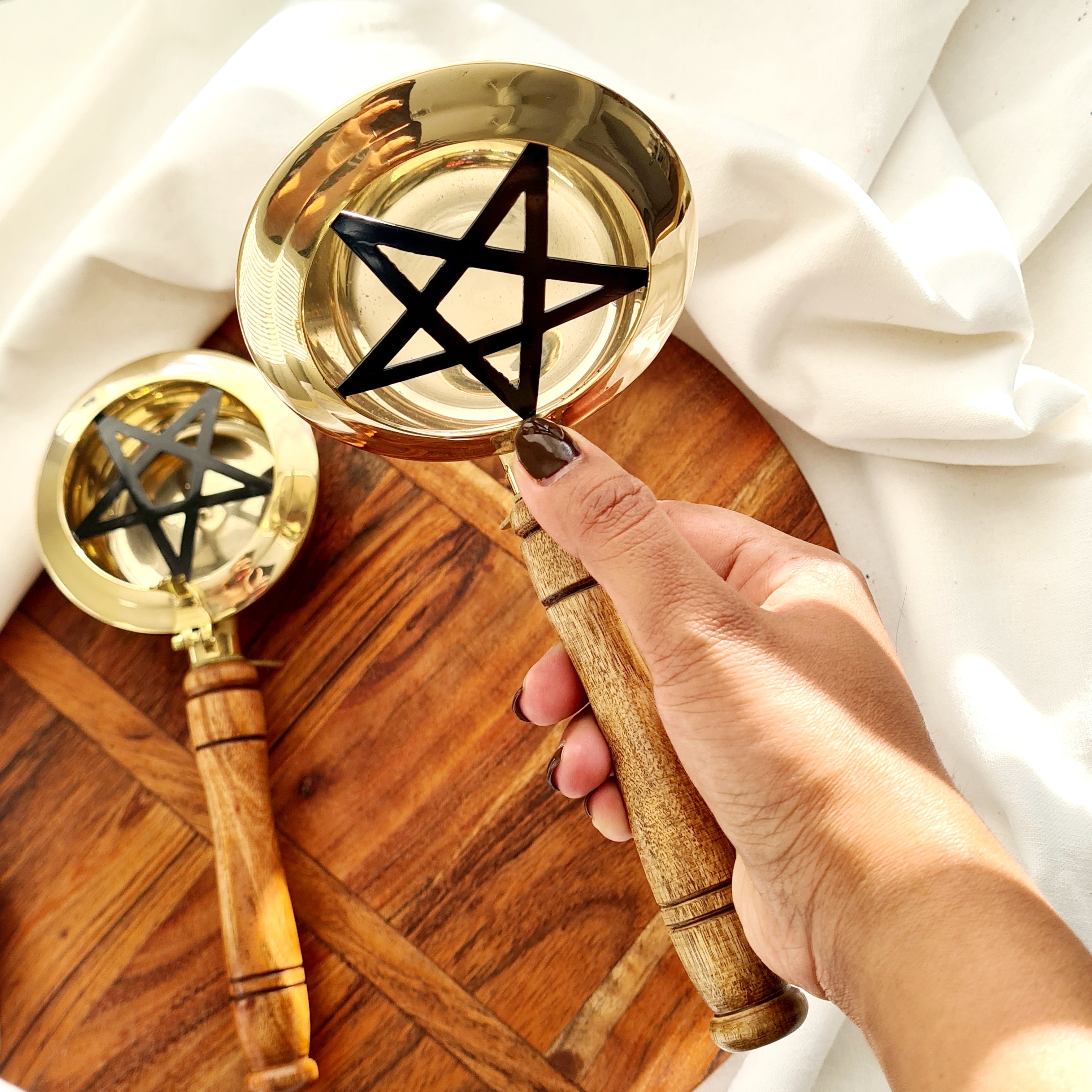 Burner with Wooden Handle | Pentacle Design
