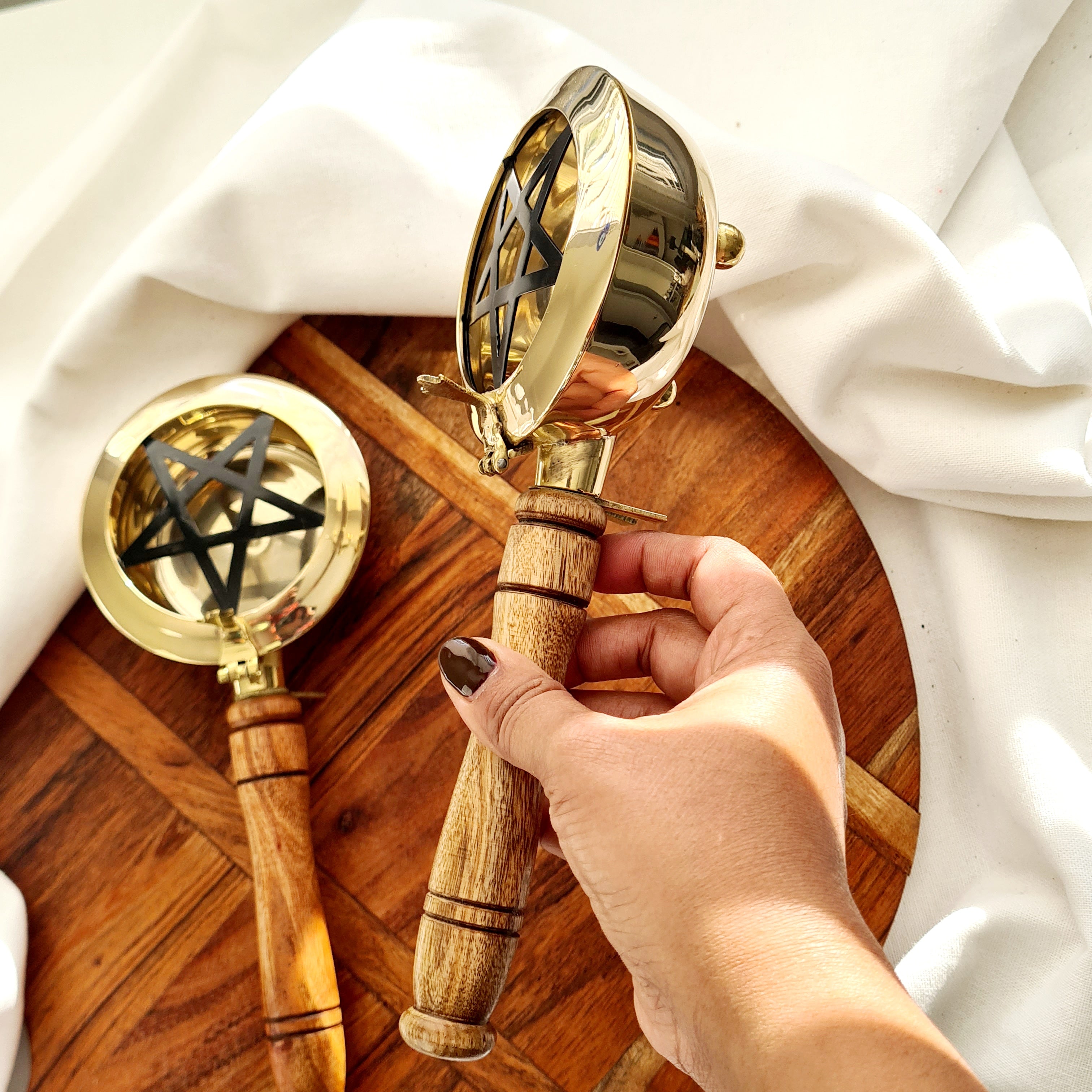 Burner with Wooden Handle | Pentacle Design