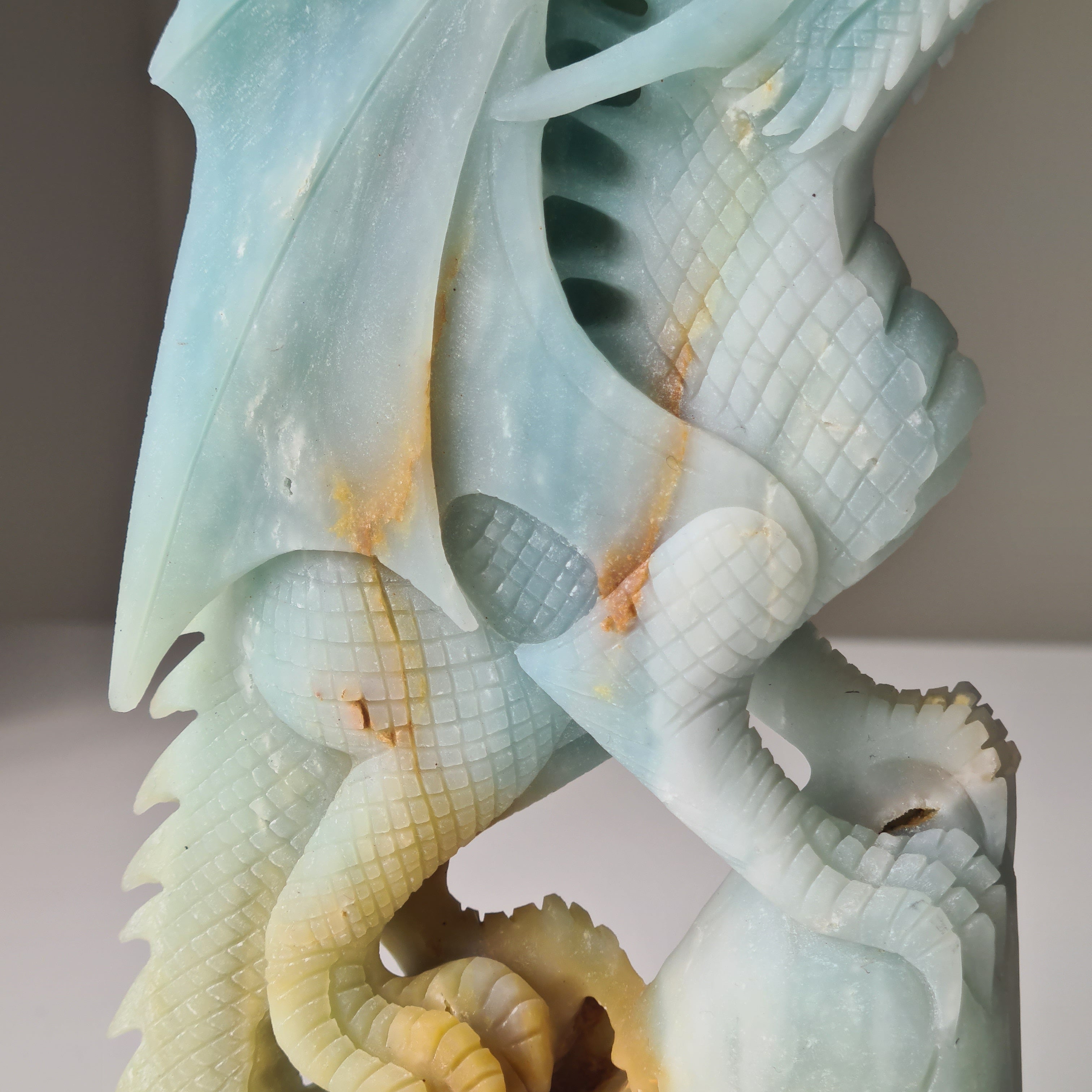 Carribean Calcite Large Dragon | 24 cm tall | 1.25 kg | Handcarved