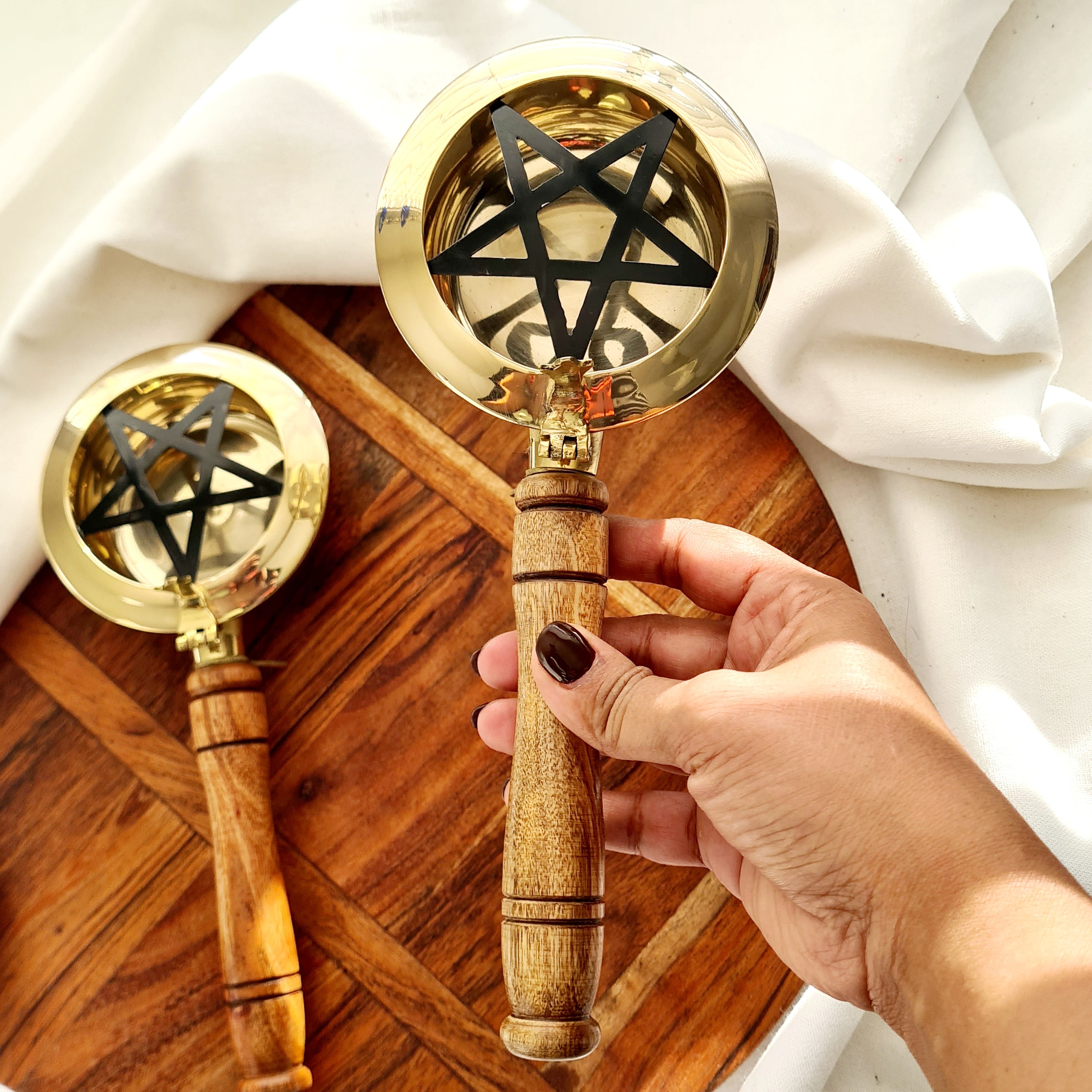 Burner with Wooden Handle | Pentacle Design