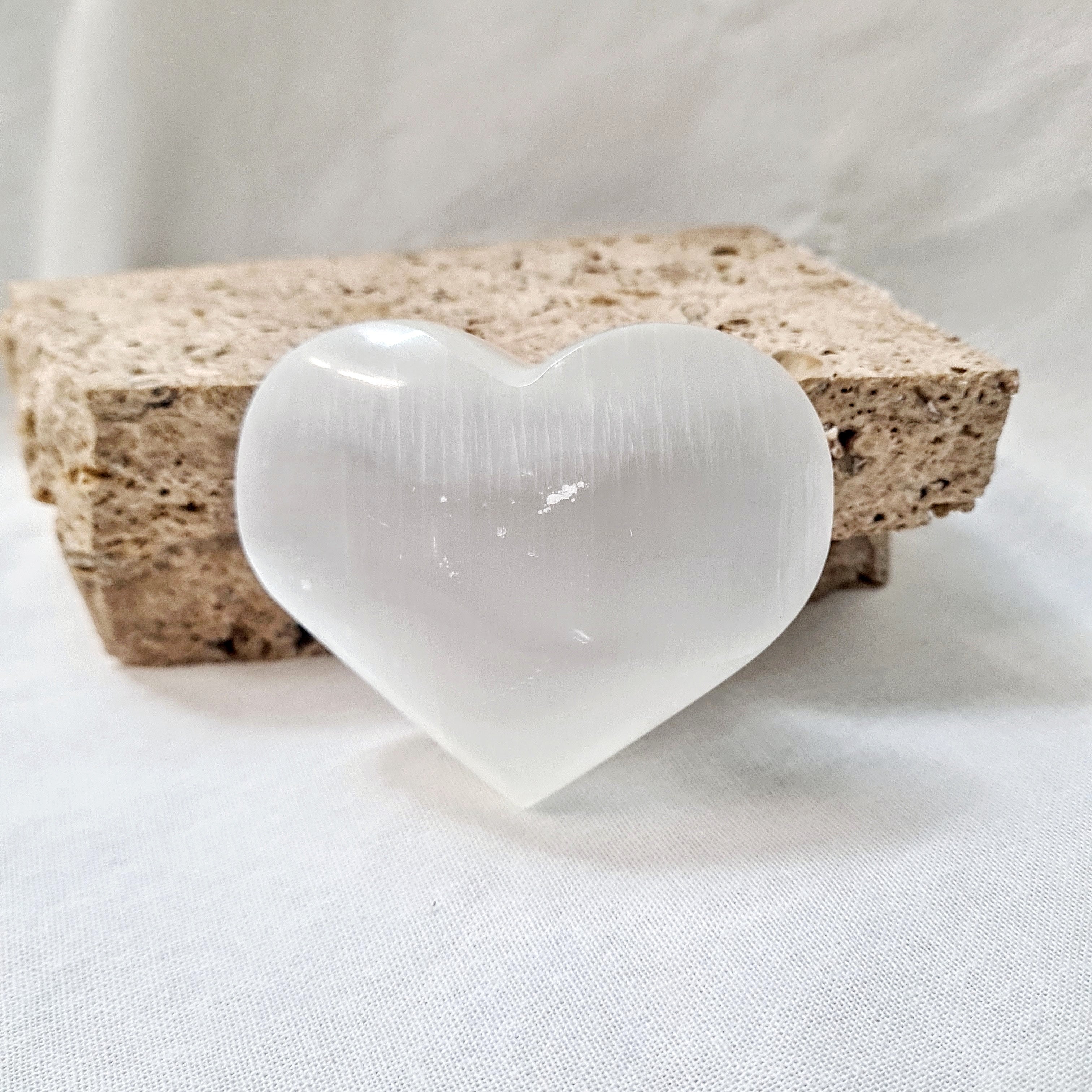 Selenite Puffy Heart | 8 cm