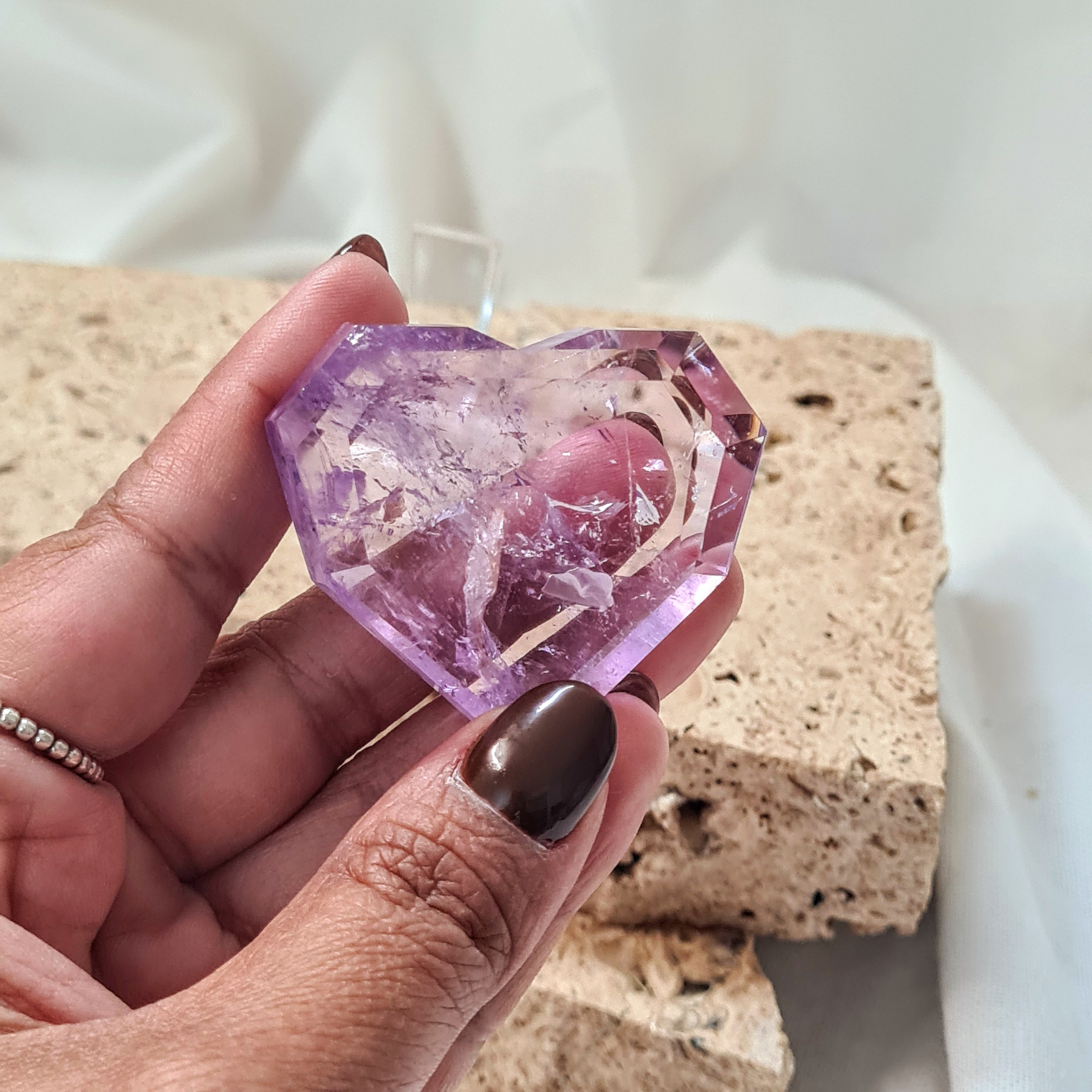 Amethyst Heart With Stand | 4.5x4 cm | A