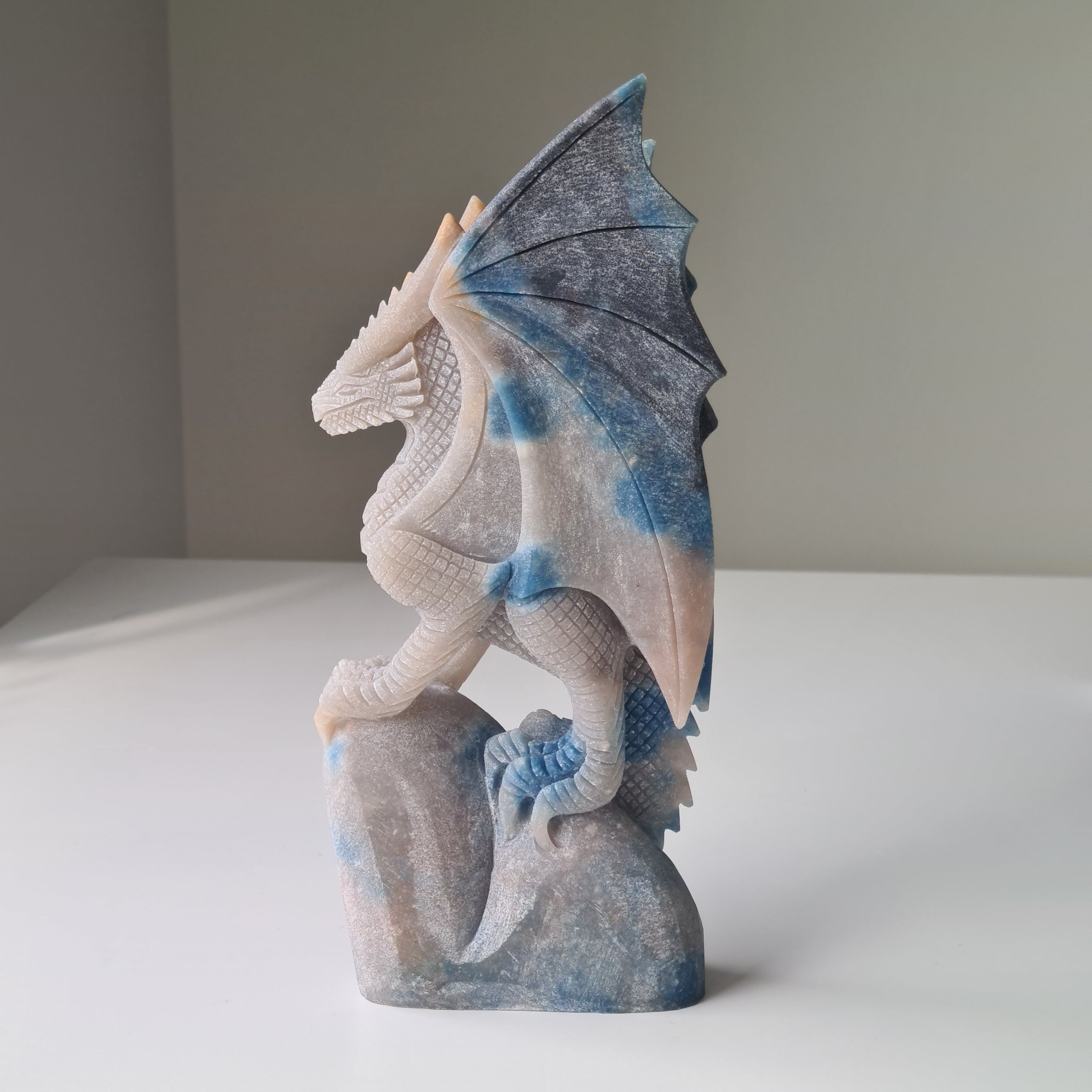 Trolleite Large Dragon | 24 cm tall | 1.39 kg | Handcarved