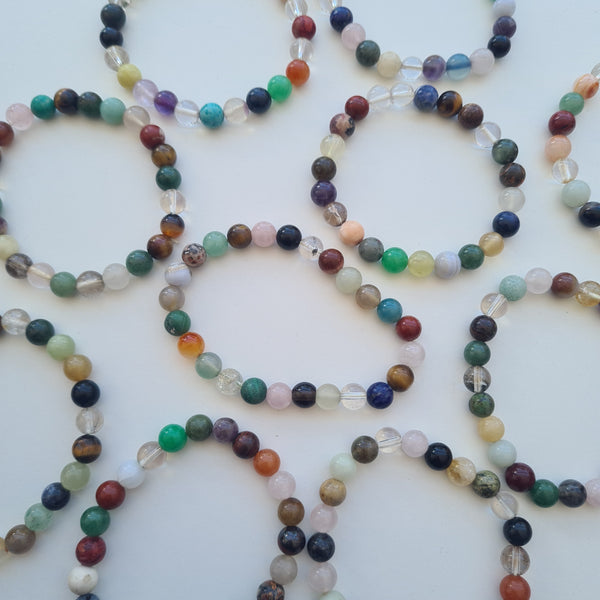 Mixed stone - Medium round bead bracelet