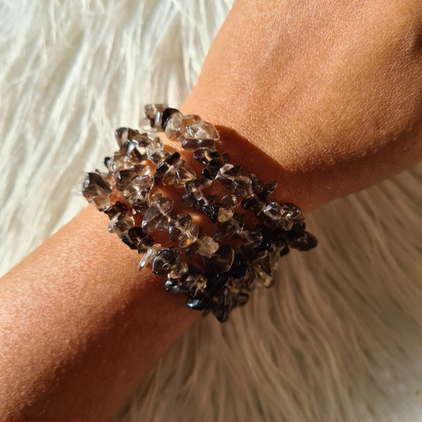 Set of 2 bracelets of moonstone and Smoky quartz with jewelry charm code  10026 – Aurora FZC