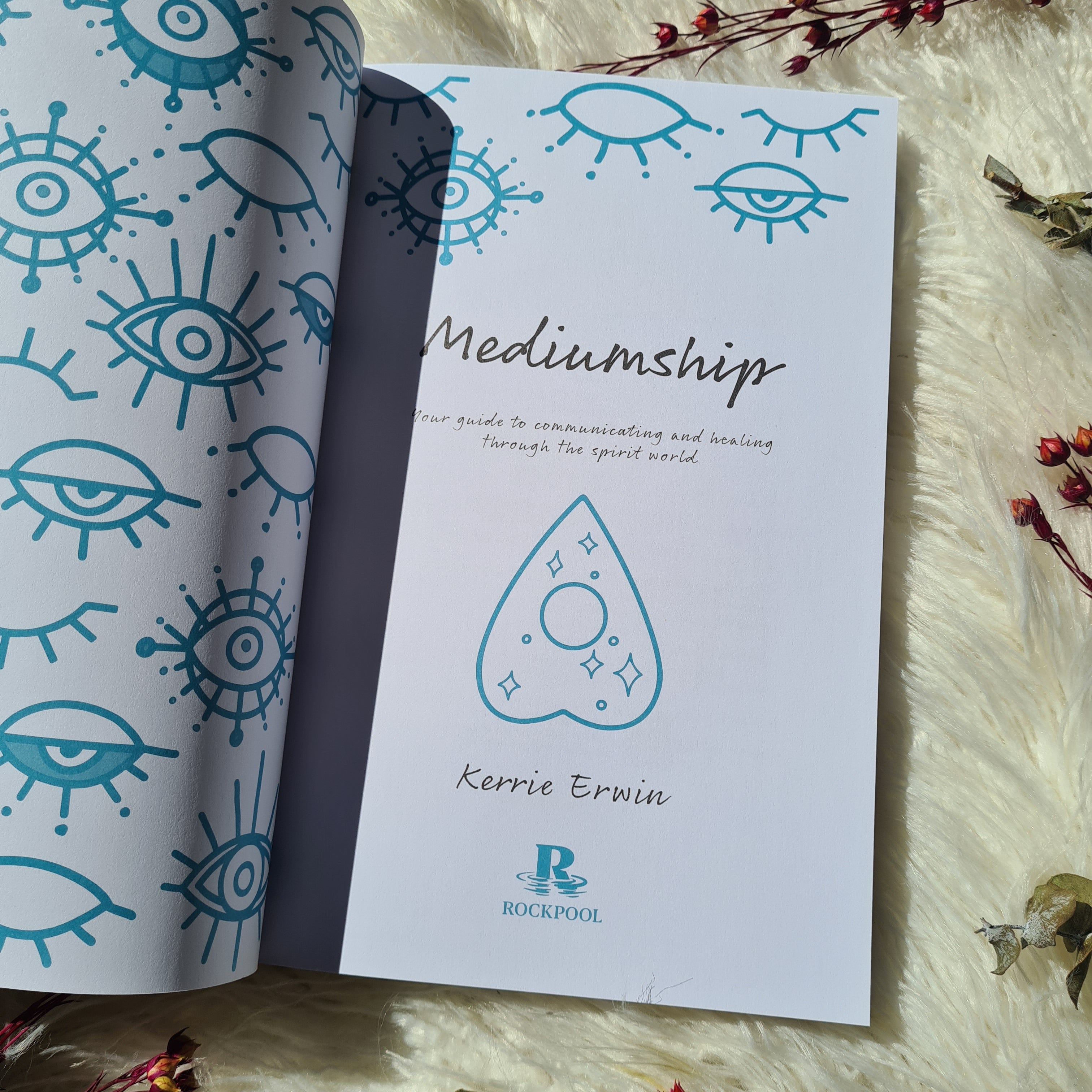 MEDIUMSHIP

YOUR GUIDE TO COMMUNICATING AND HEALING THROUGH THE SPIRIT WORLD