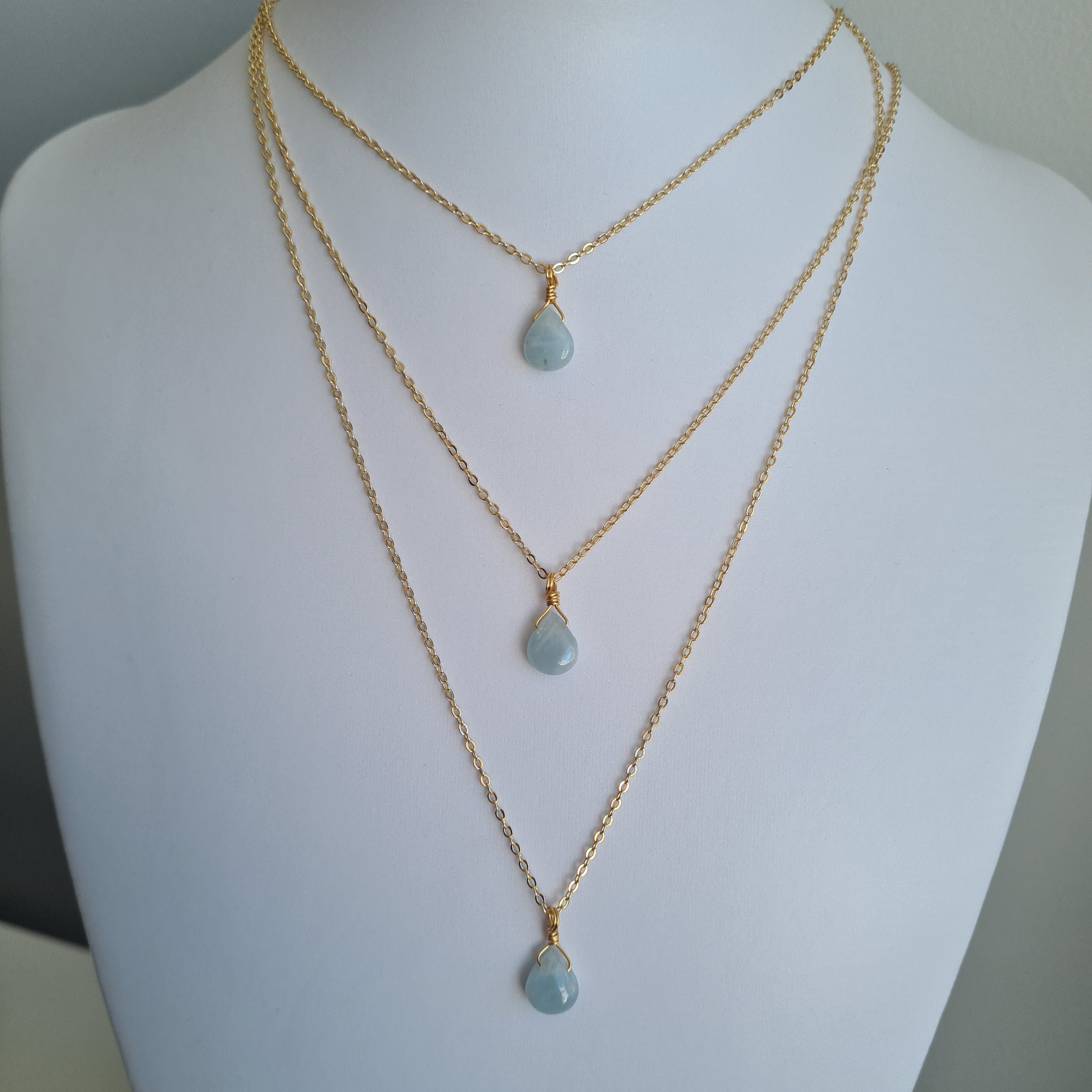 Aquamarine Necklace ~ Peaceful energy (Gold)