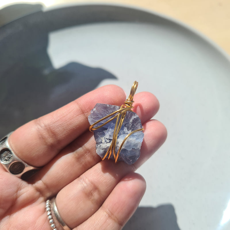 Fluorite pendant~ 1 pc