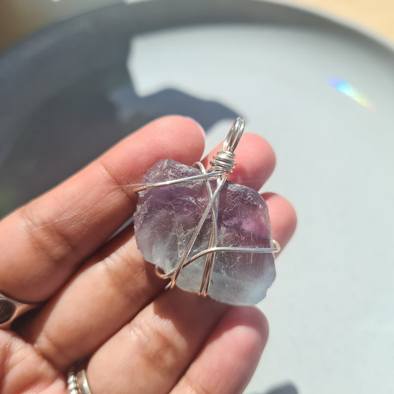 Fluorite pendant~ 1 pc