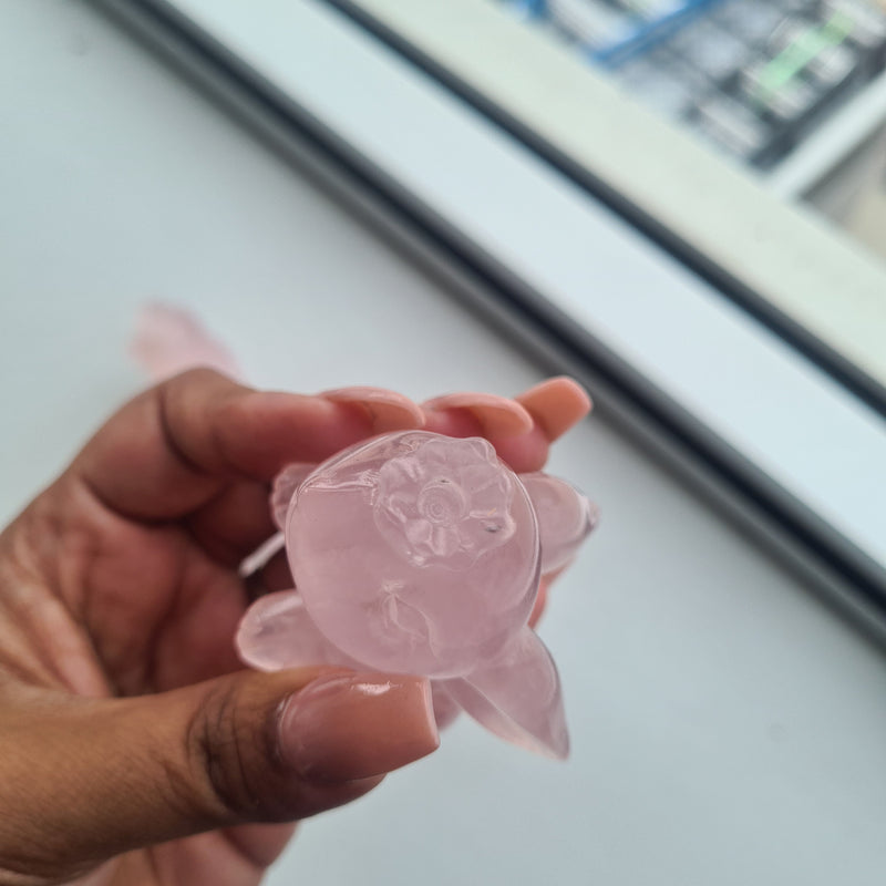 Rose quartz rabbit - 1pc